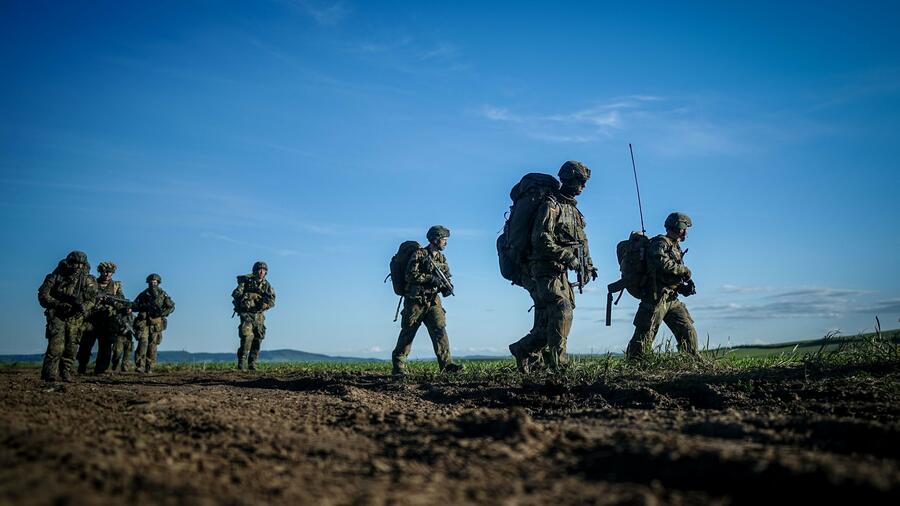 Luftlandeübung: Nato-Fallschirmjägerübung „Swift Response“ geht in Rumänien weiter