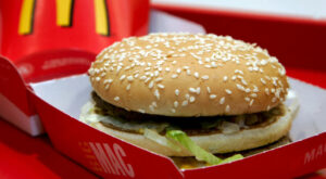 Big Mac Index 2024: Was der Big Mac über den Wohlstand eines Landes verrät